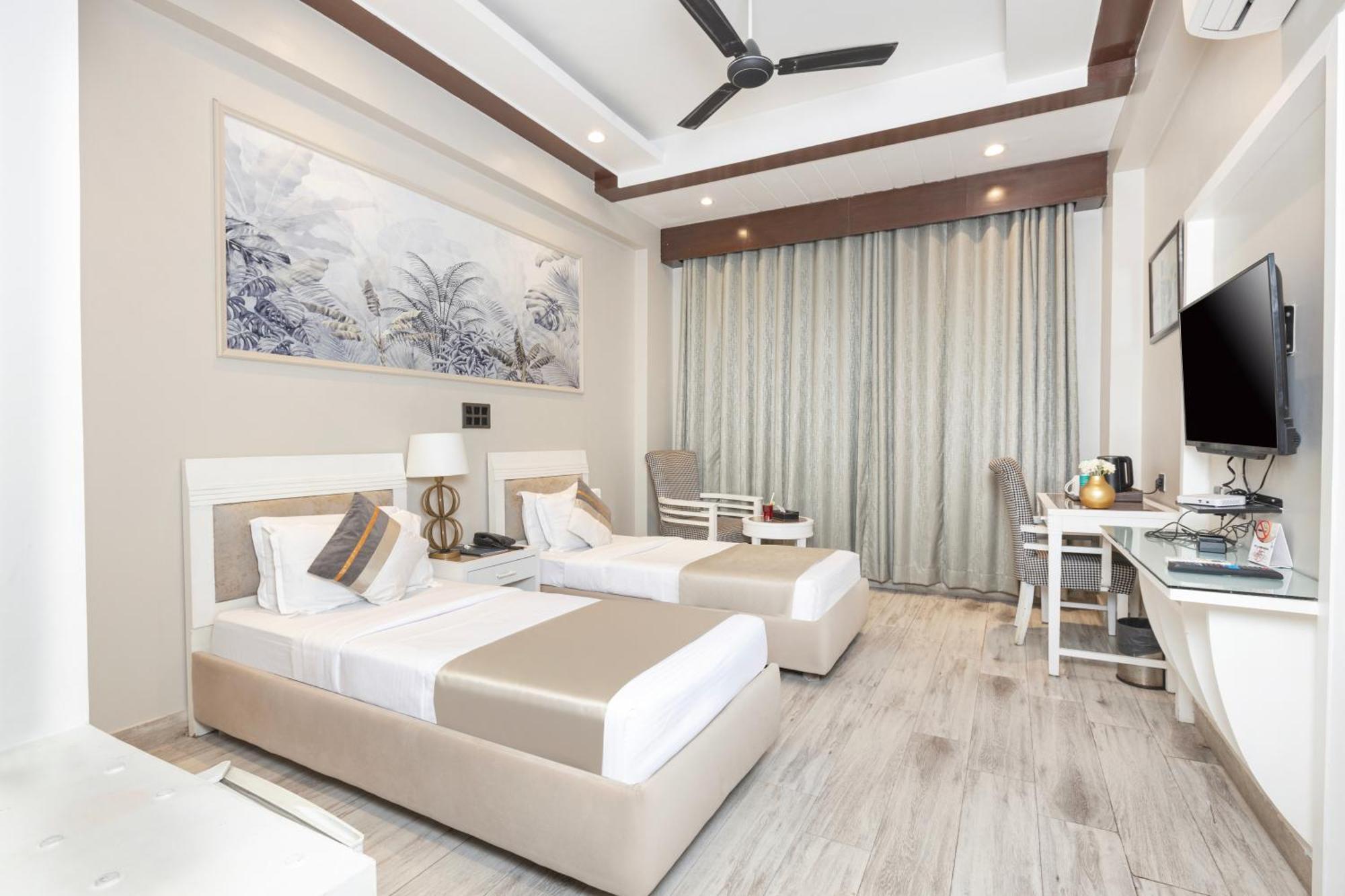 Skon Boutique By Orion Hotels Ню Делхи Екстериор снимка