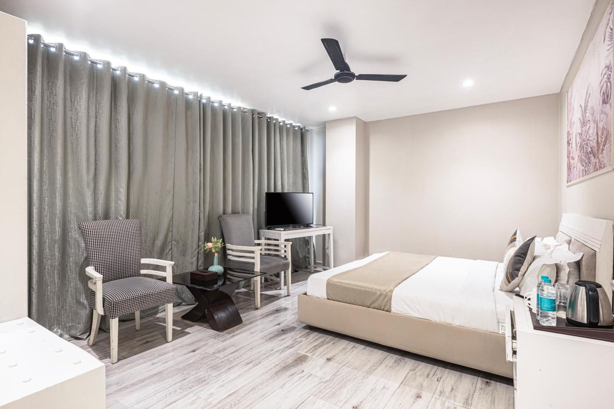 Skon Boutique By Orion Hotels Ню Делхи Екстериор снимка