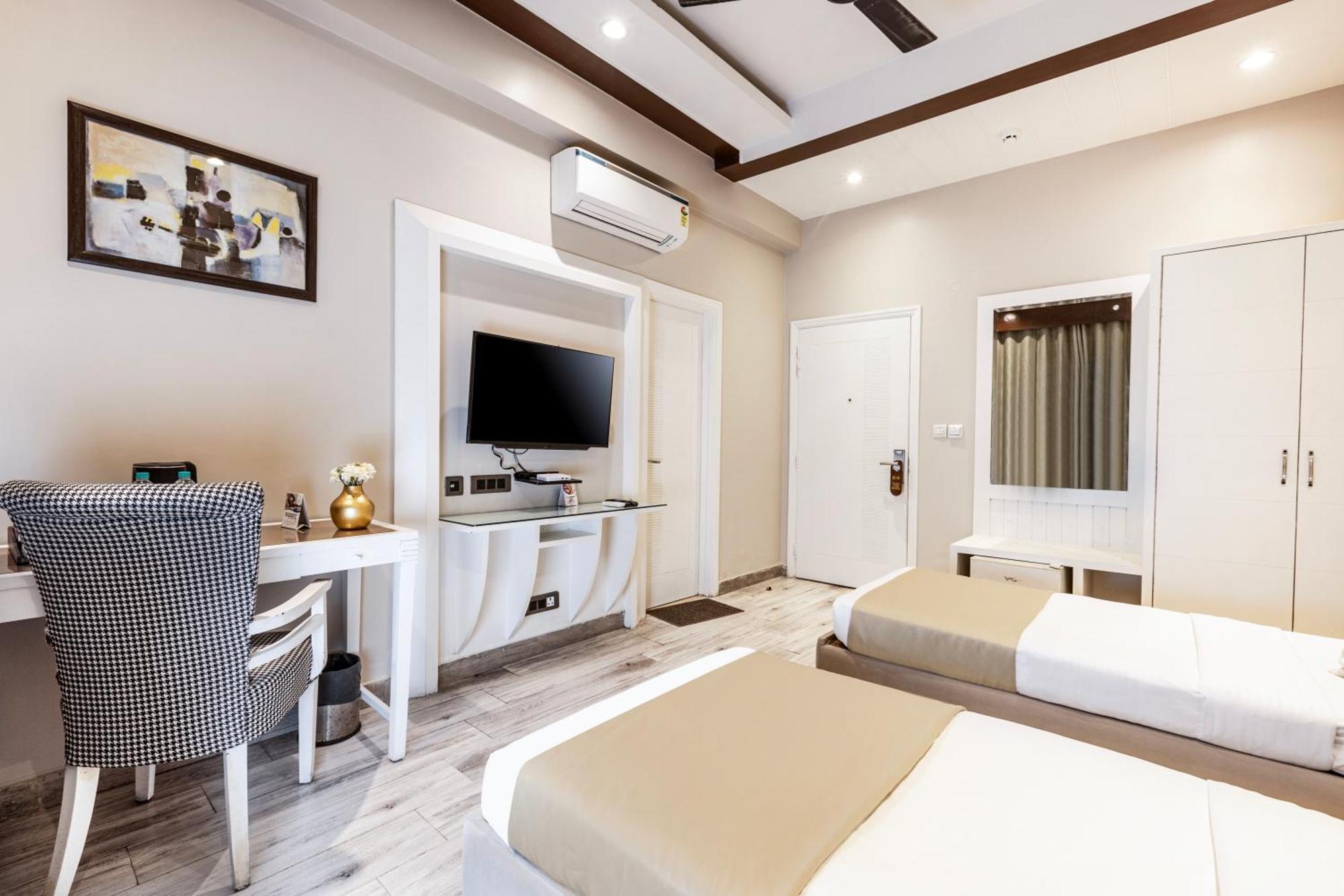 Skon Boutique By Orion Hotels Ню Делхи Екстериор снимка
