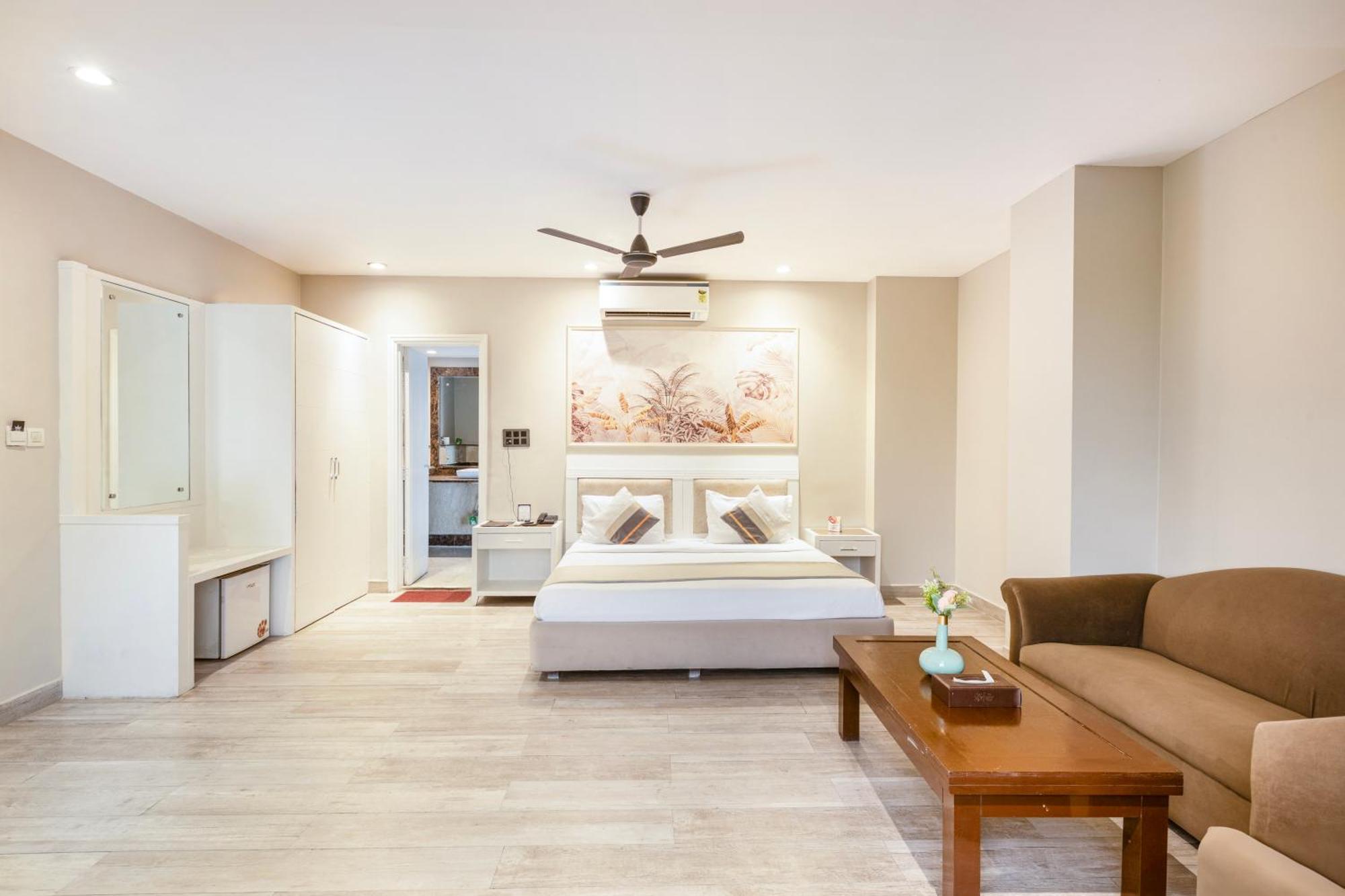 Skon Boutique By Orion Hotels Ню Делхи Екстериор снимка